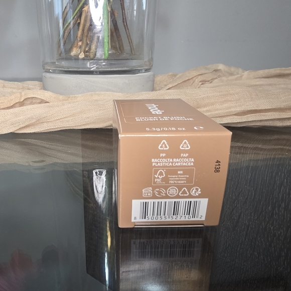 Rhode Pocket Blush In Juice Box - Picture 5 of 5